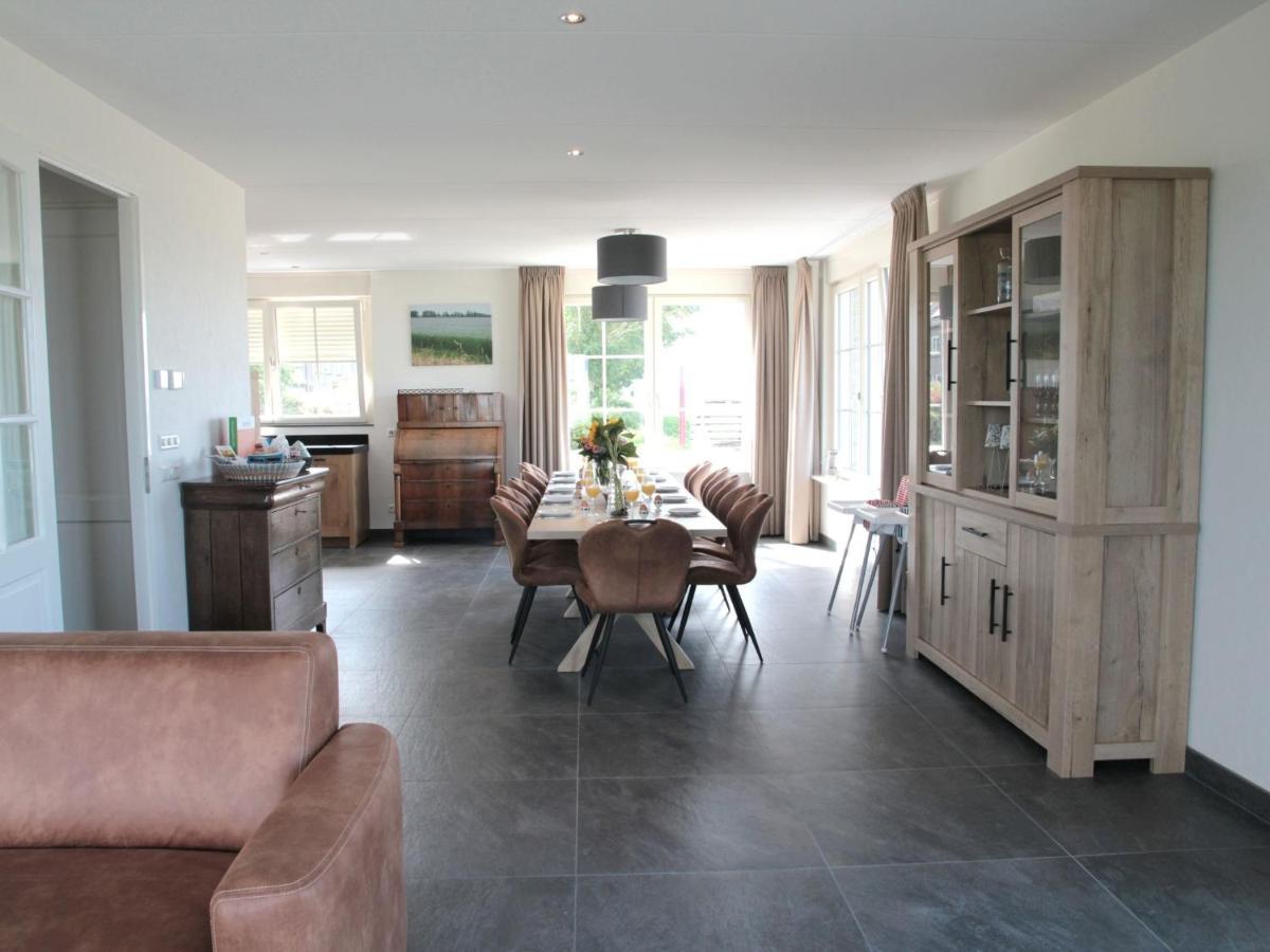 Beautiful And Spacious Villa With A Panoramic View Near The Beach Of Cadzand Exterior photo